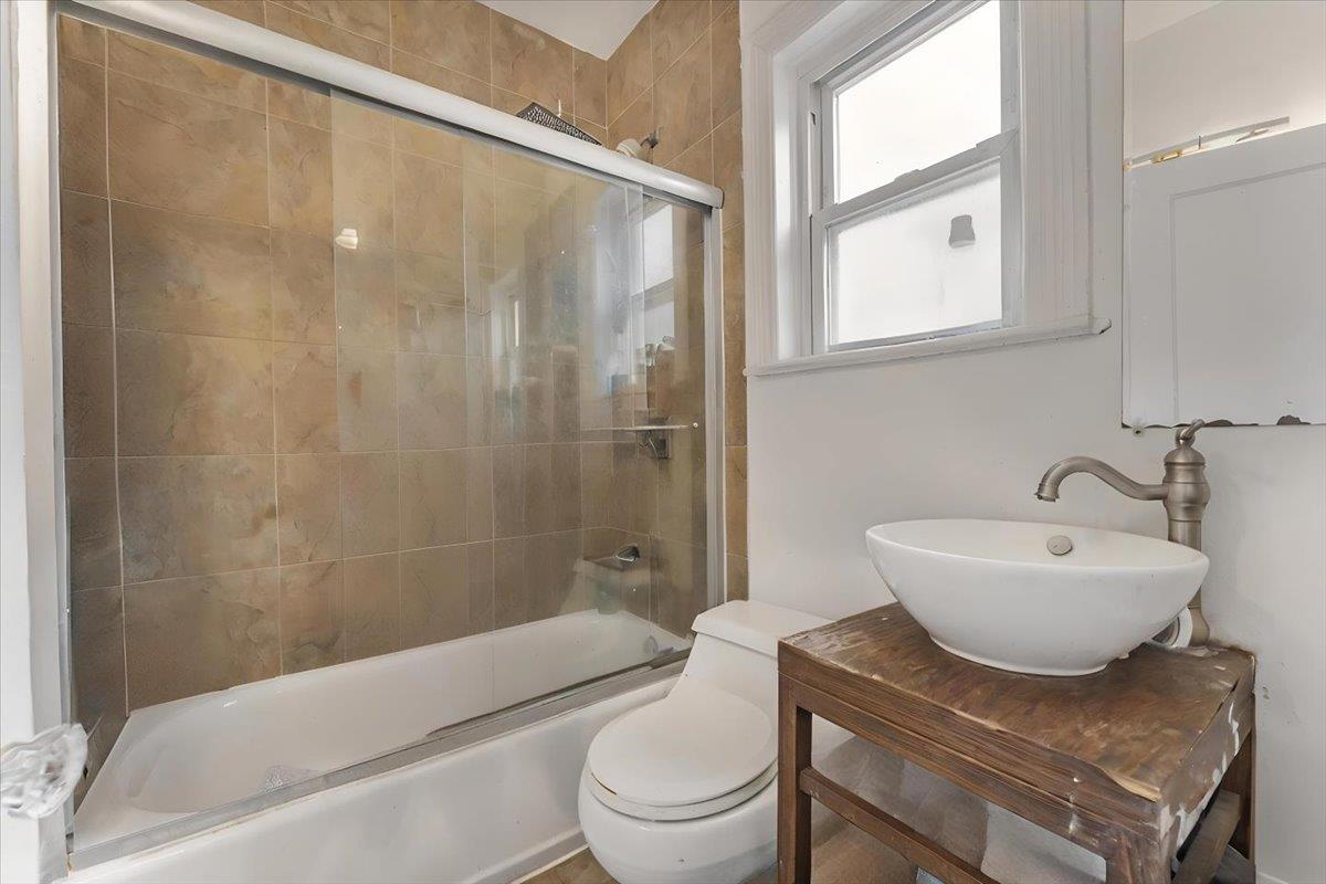 4425 W Edson Avenue, Bronx, Florida image 12