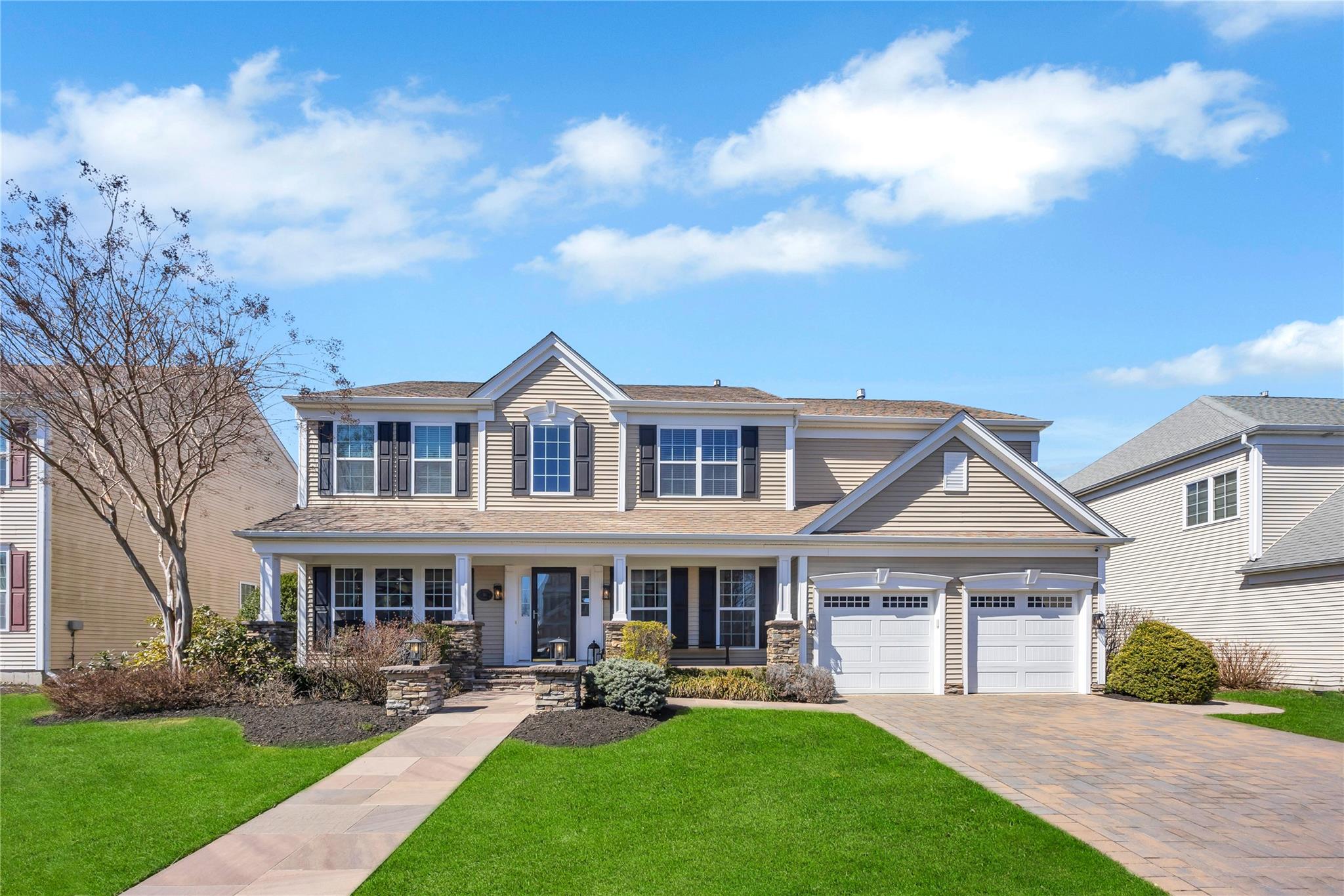 30 Woodstork Drive, Mount Sinai, New York image 42