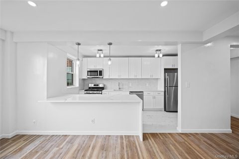 220 Pelham Road 6P New Rochelle NY 10805