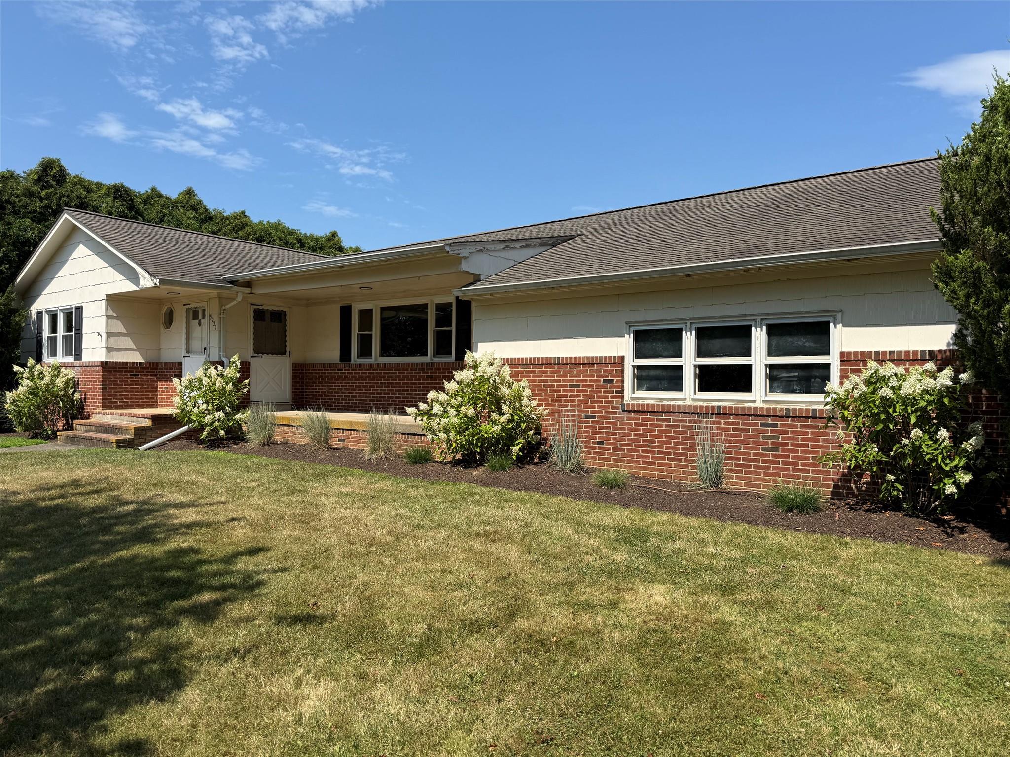 3220 Delmar Drive