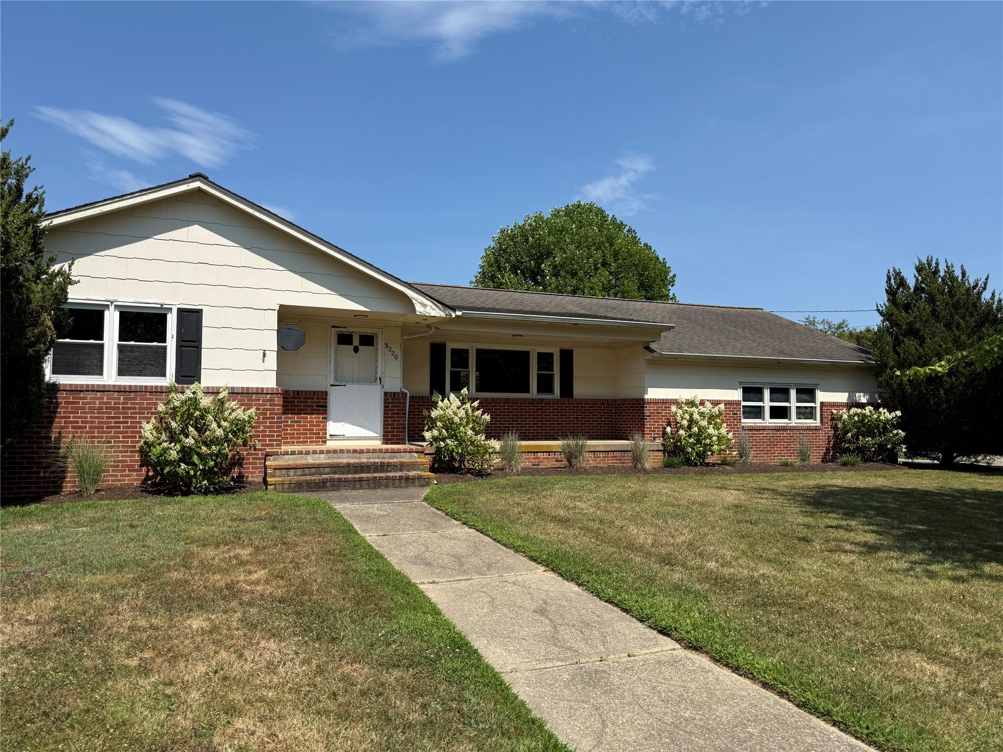 3220 Delmar Drive