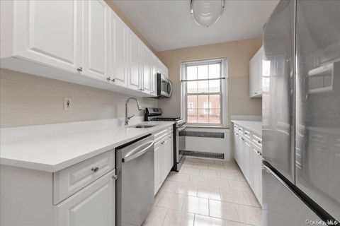 175-06 Devonshire Road 6O Jamaica Estates NY 11432