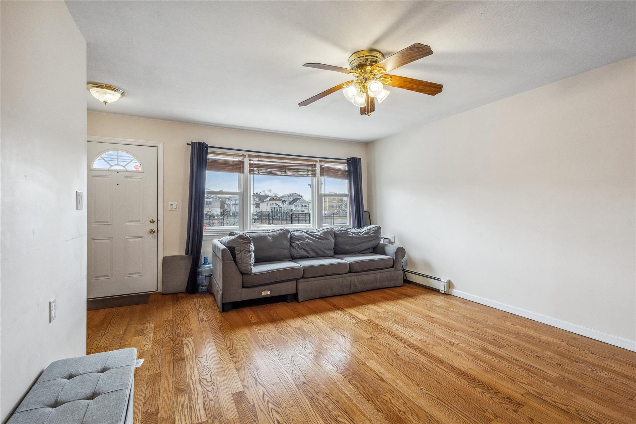 46 Warwick Road, Island Park, New York image 4