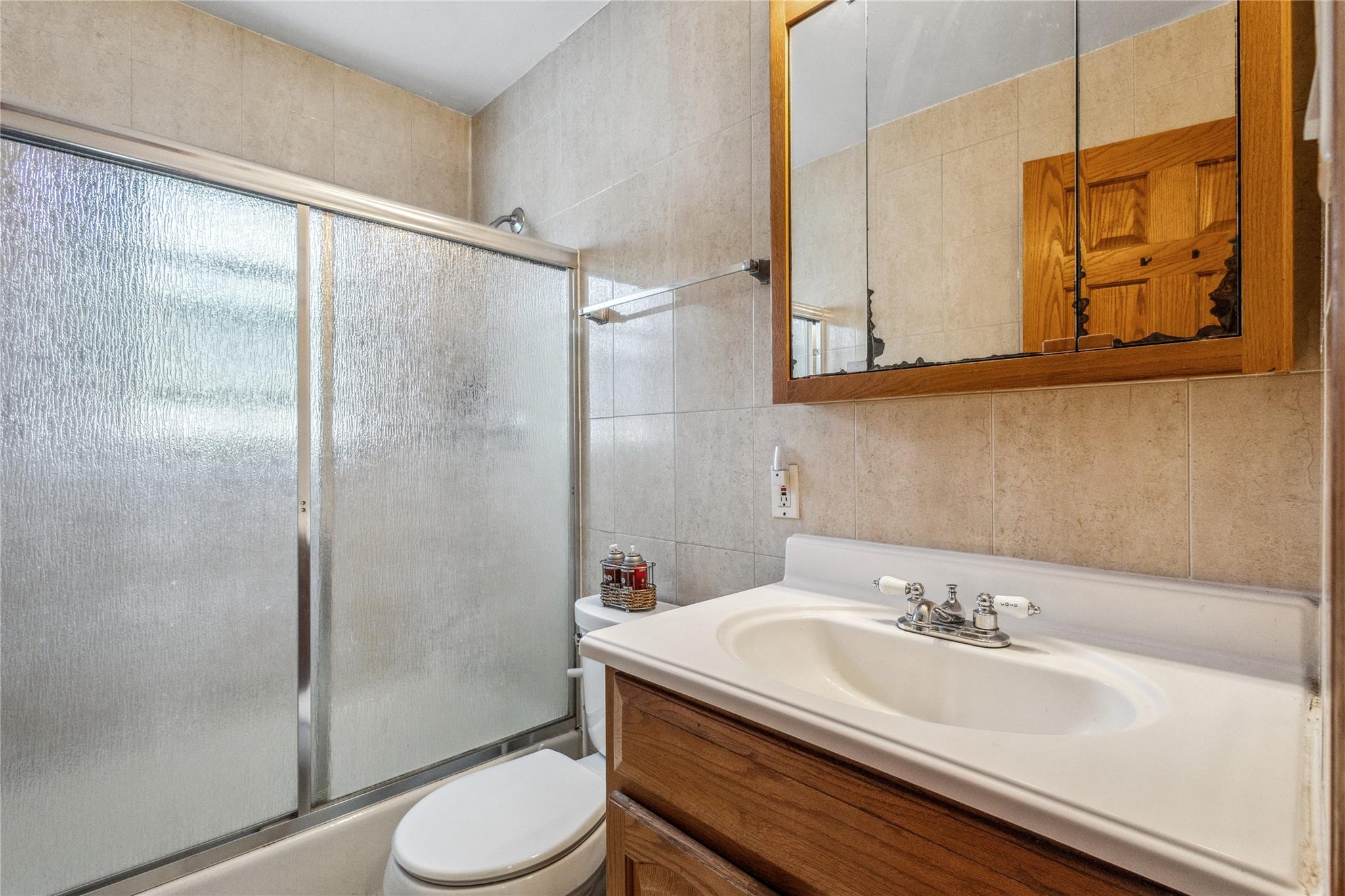 46 Warwick Road, Island Park, New York image 15