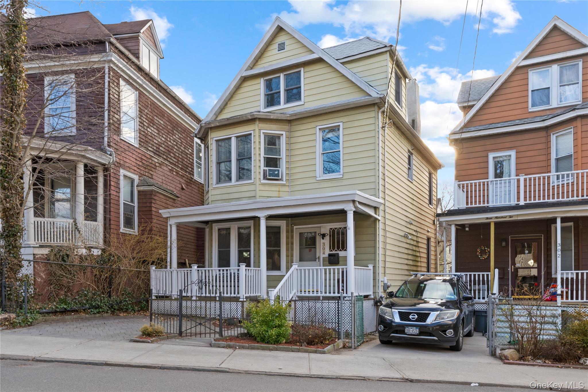 Photo 1 of 42 — 304 Westervelt Ave, Staten Island, NY 10301