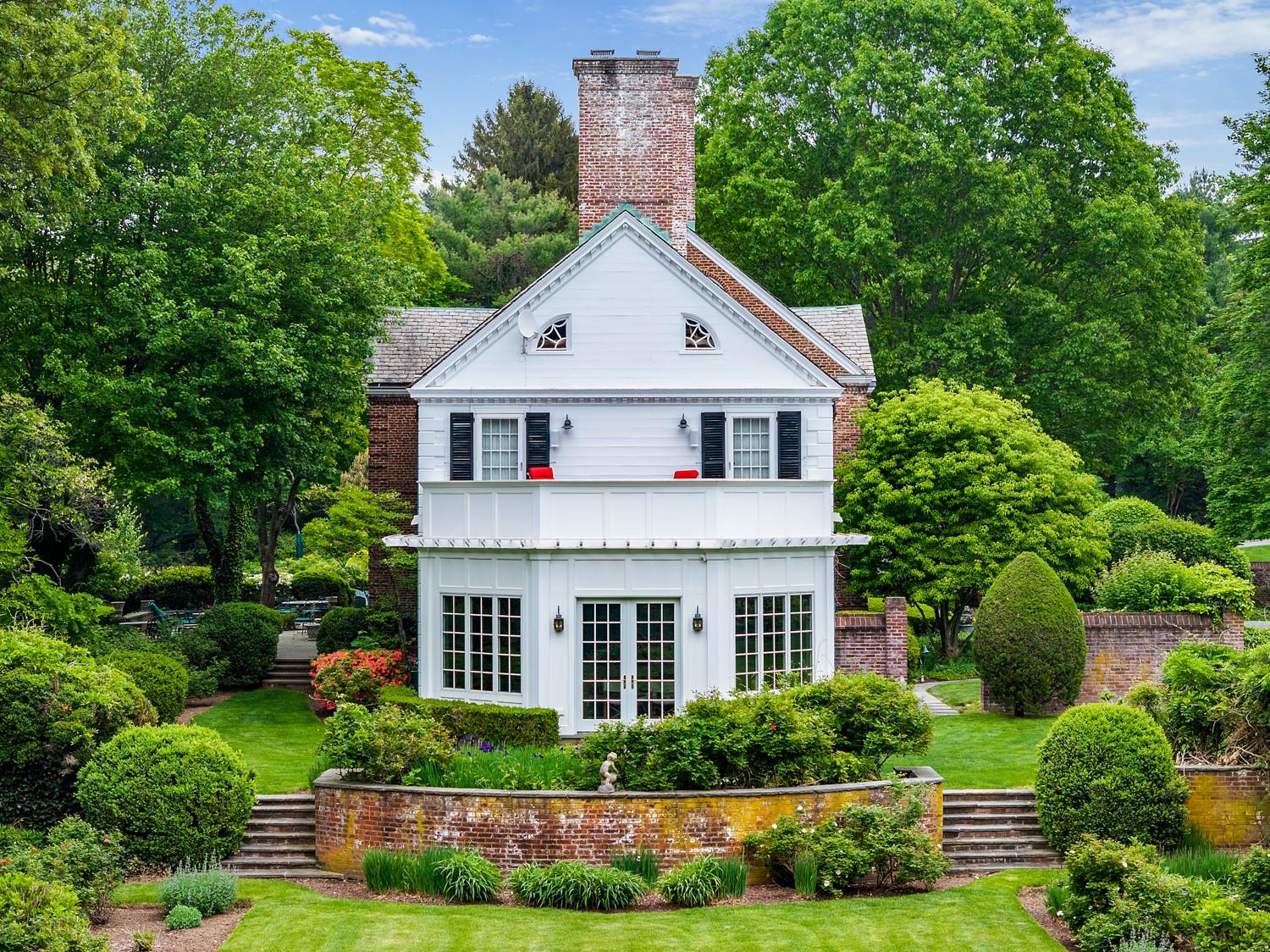 52 Piping Rock Road, Locust Valley, New York image 24