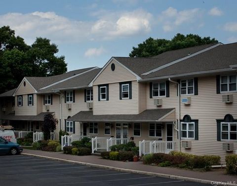 Photo of 280 Bellmore Avenue #101, East Islip, NY 11730 (MLS # 986108)