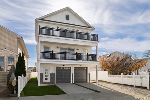 Multifamily For Sale - 550 E Harrison Street<br/> Long Beach, NY 11561