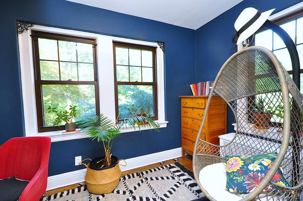 Scarsdale, New York 10583, United States, 1 Bedroom Bedrooms, ,1 BathroomBathrooms,Residential,Active,202848