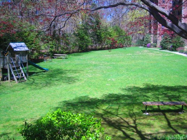 Scarsdale, New York 10583, United States, 1 Bedroom Bedrooms, ,1 BathroomBathrooms,Residential,Active,202848