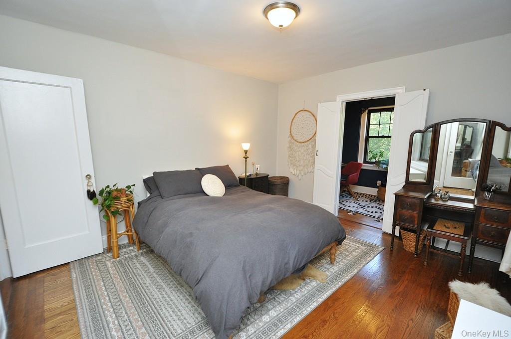 Scarsdale, New York 10583, United States, 1 Bedroom Bedrooms, ,1 BathroomBathrooms,Residential,Active,202848