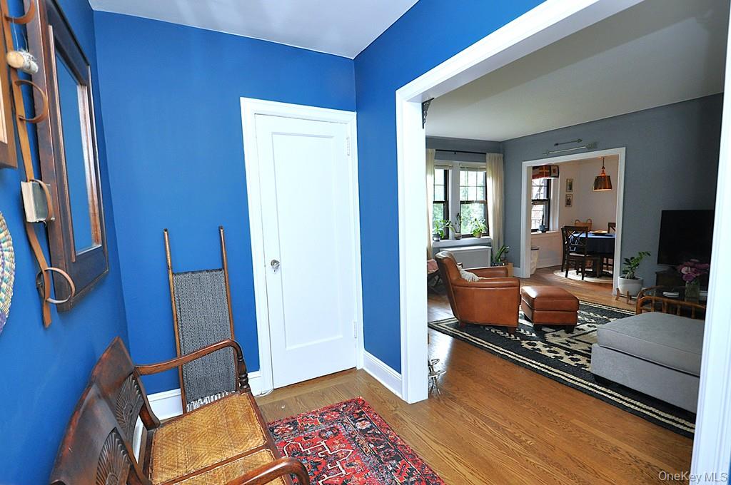 Scarsdale, New York 10583, United States, 1 Bedroom Bedrooms, ,1 BathroomBathrooms,Residential,Active,202848