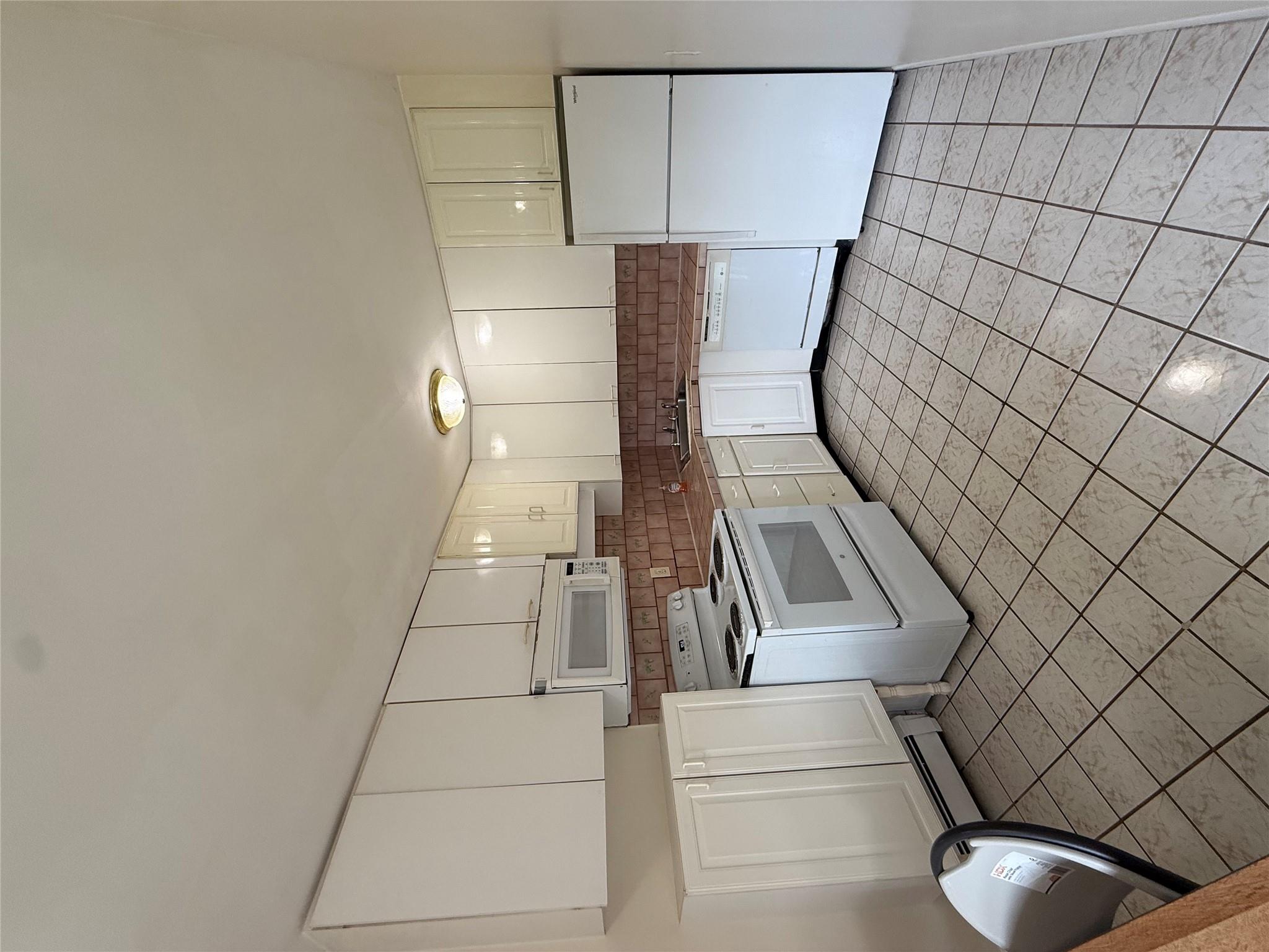 700 Broadway #5, Amityville, New York image 12