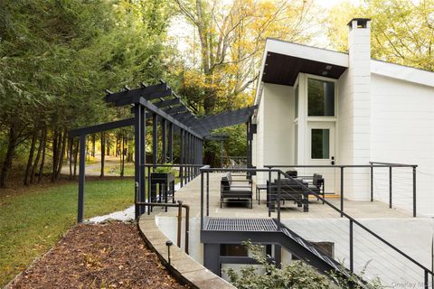 Tiny photo for 636 Zena Road, Woodstock, NY 12498 (MLS # 920440)