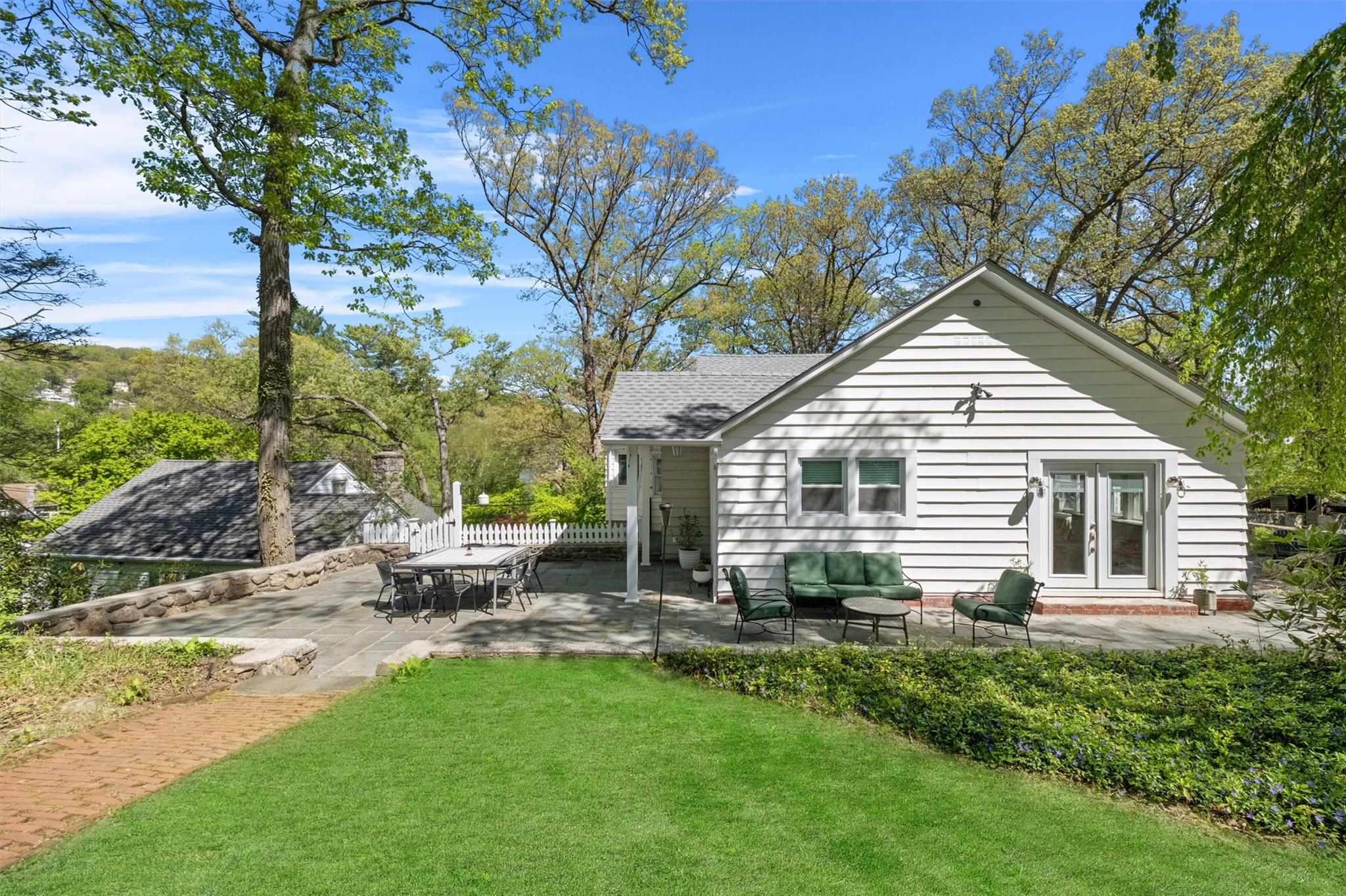 162 Lake Drive, Lake Peekskill, New York image 6