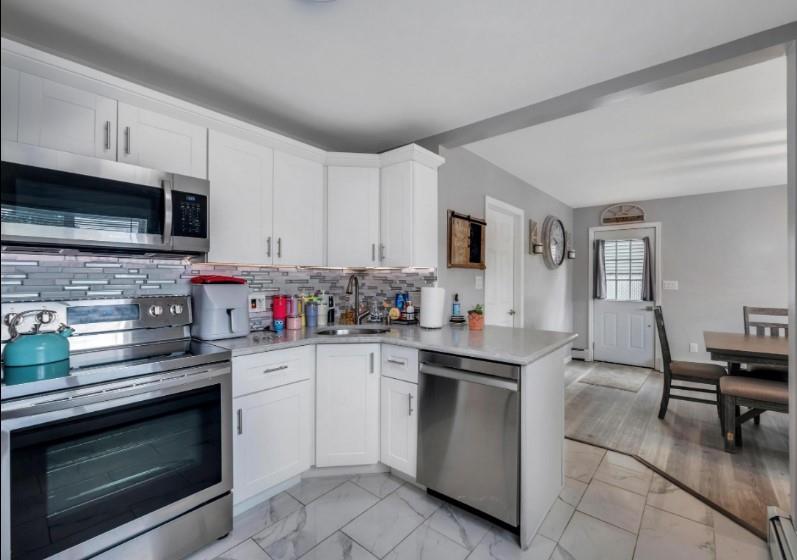 91 Valley Road, Levittown, New York image 5