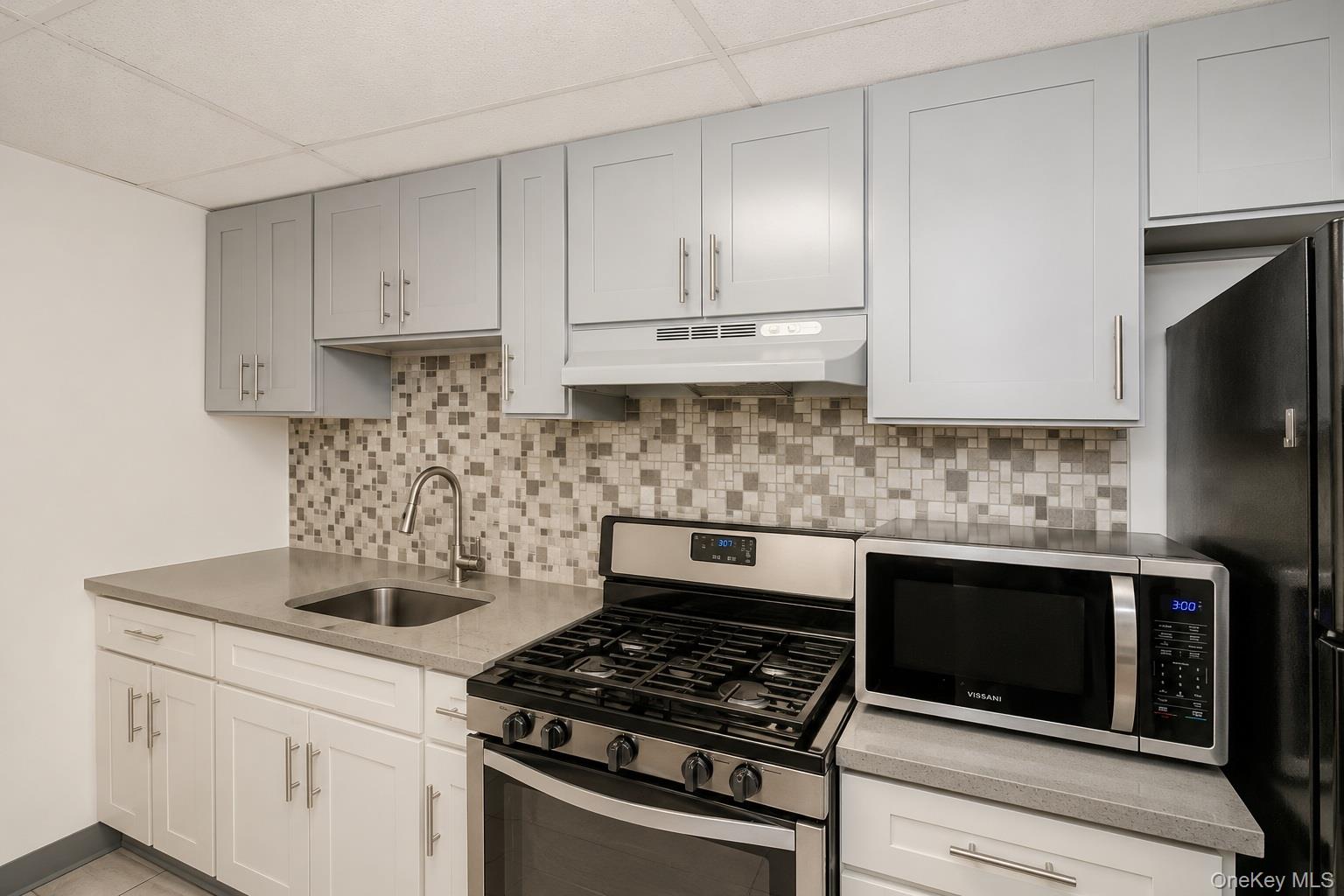 195-29 Jamaica Avenue