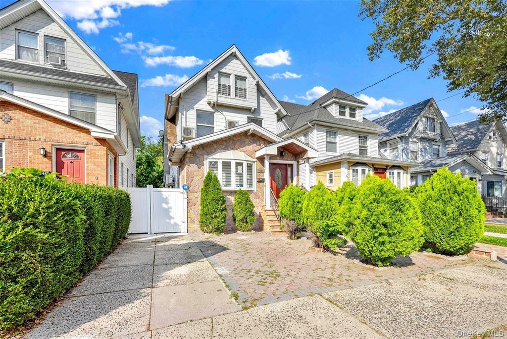 Photo of 86-44 104th Street, Richmond Hill, NY 11418 (MLS # 1049339)