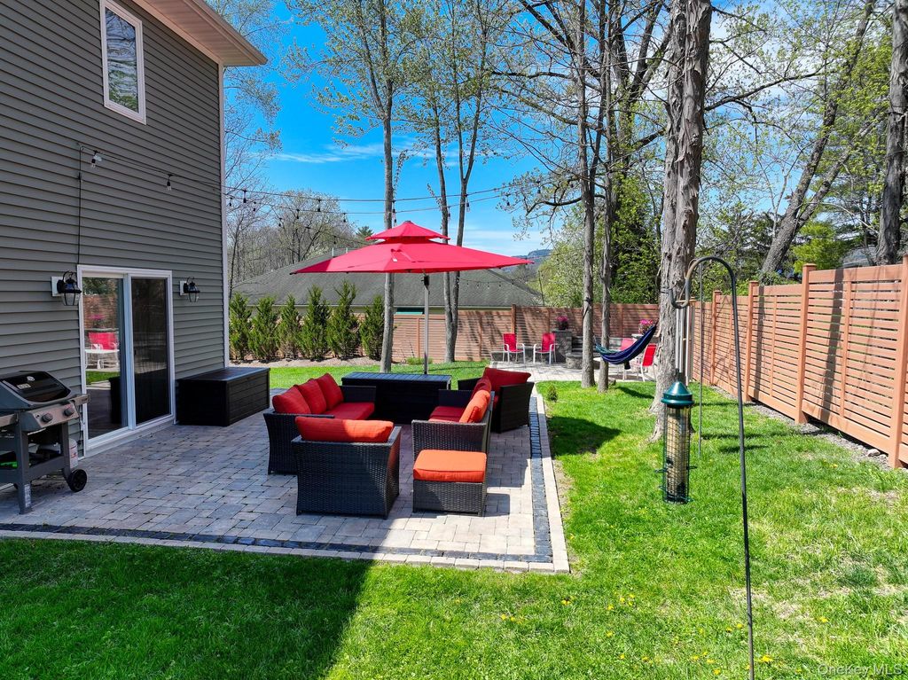 Photo of 10 Taylor Street, New Paltz, NY 12561 (MLS # 986299)