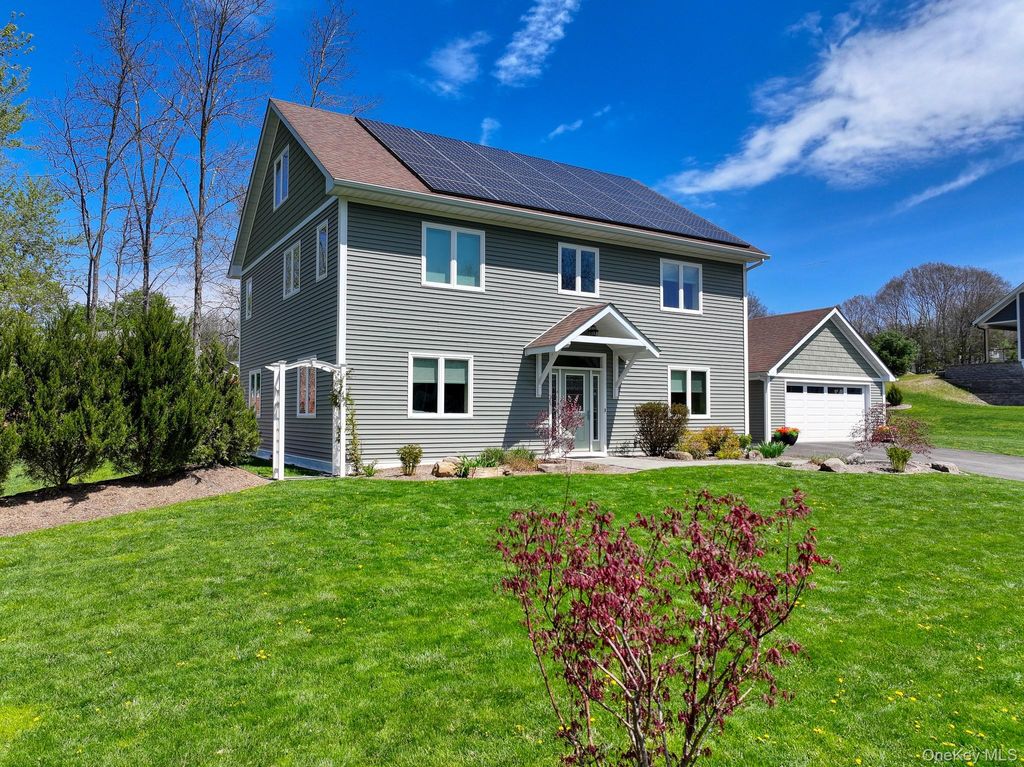 Photo of 10 Taylor Street, New Paltz, NY 12561 (MLS # 986299)