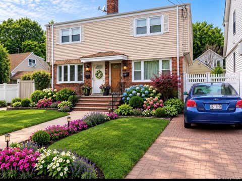 Homes For Rent - 11917 6th Avenue<br/> College Point, NY 11356