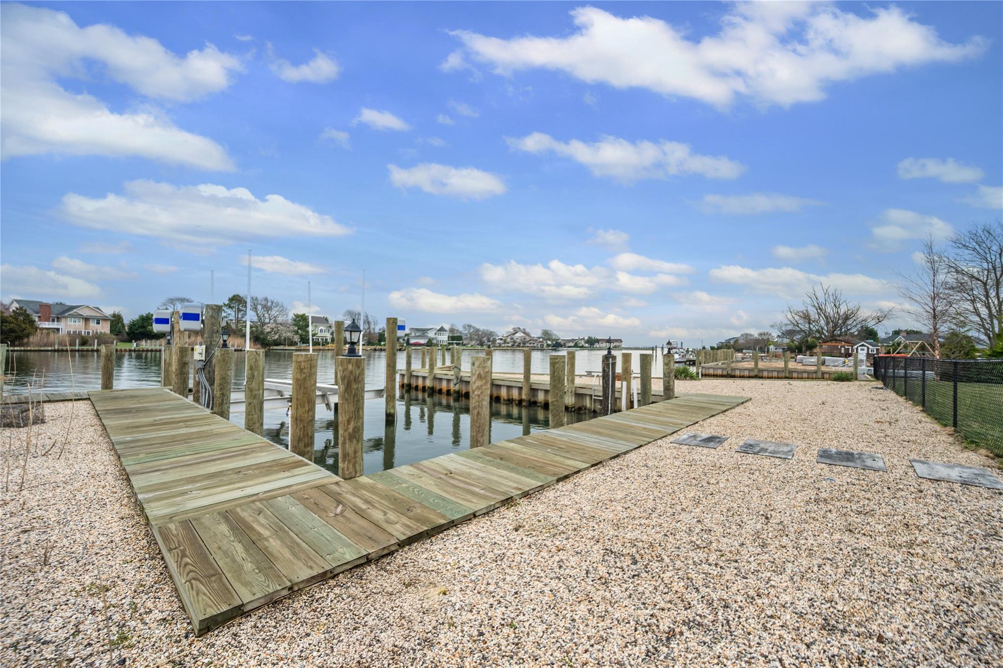 185 Willetts Lane, West Islip, New York image 11