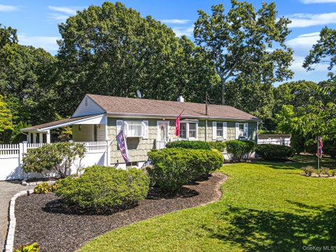 Homes For Sale - 152 Grand Avenue<br/> Shirley, NY 11967