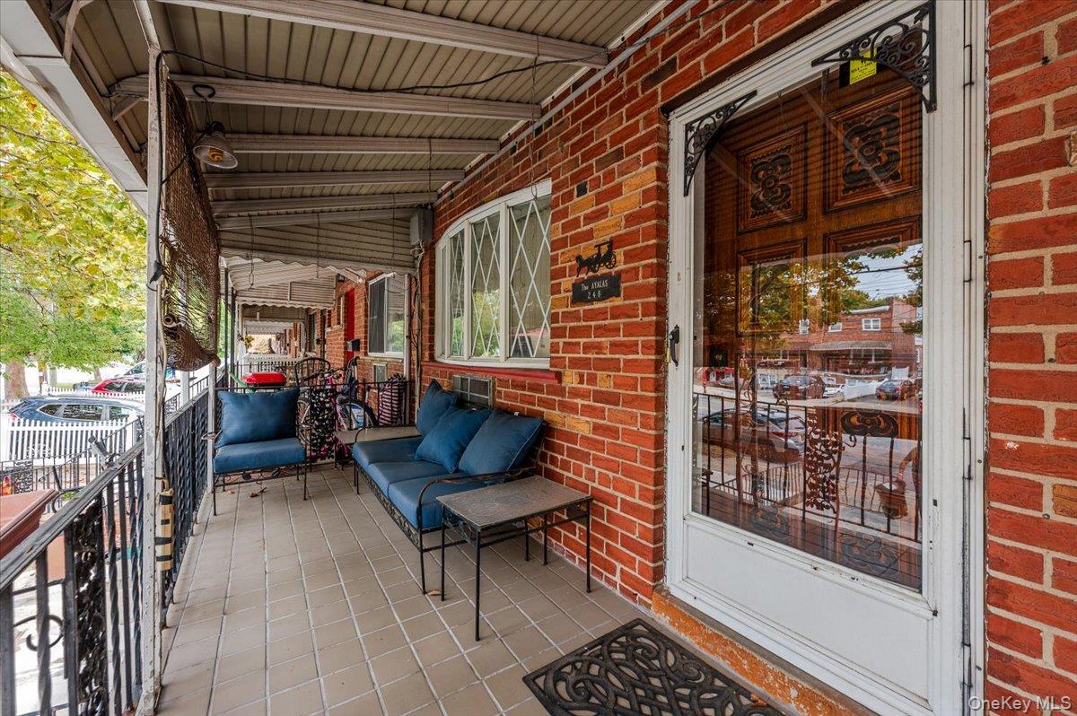 248 Throggs Neck Boulevard