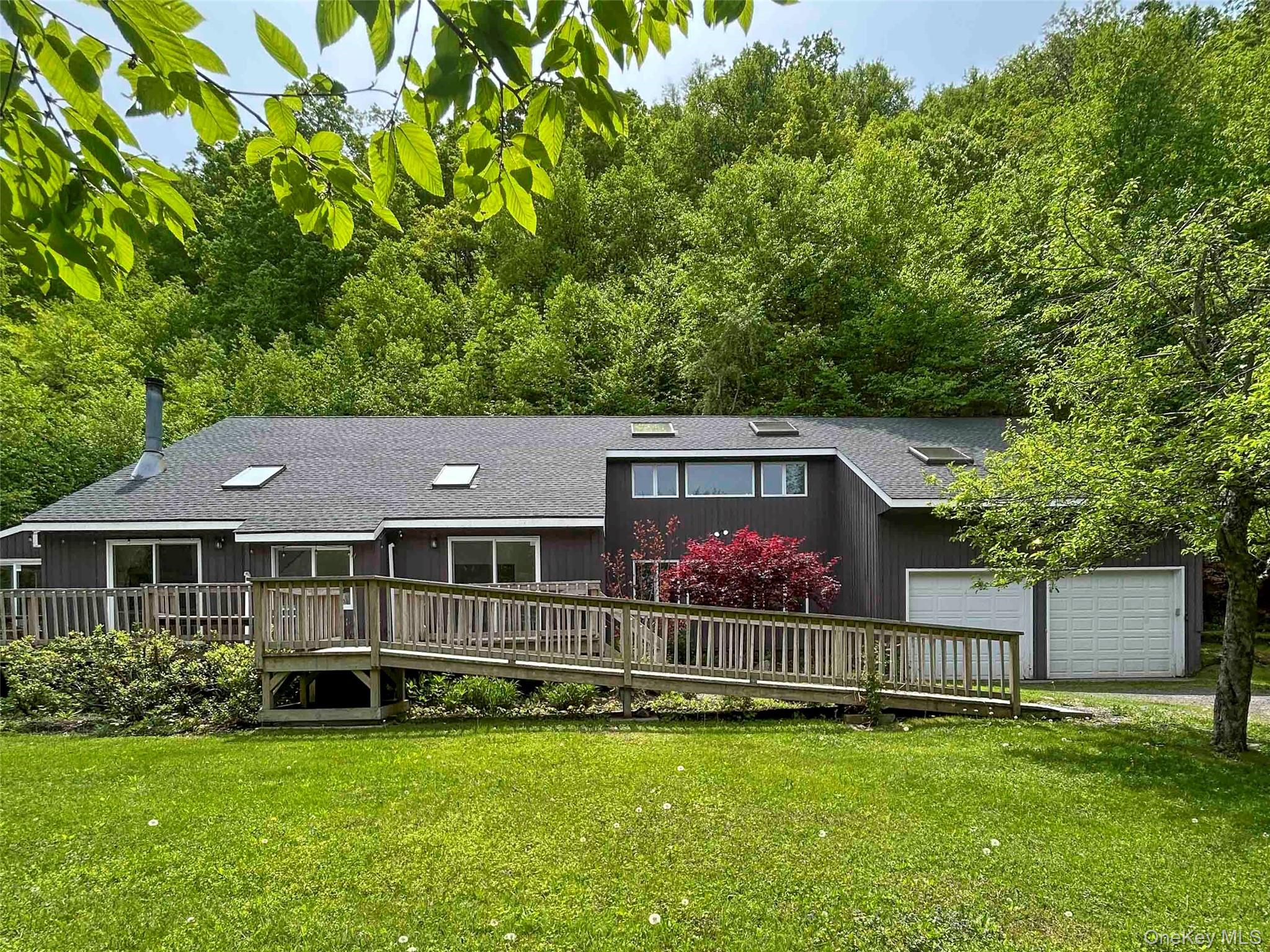 620 Mohican Trail