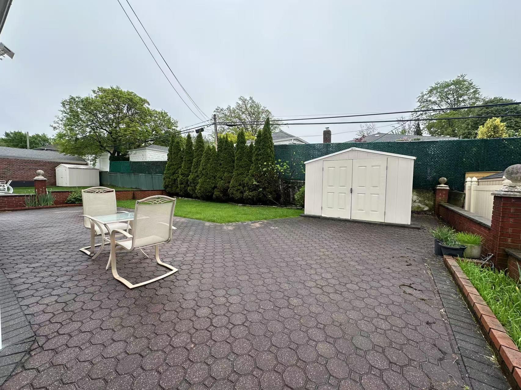 249-24 51 Avenue, Little Neck, New York image 13