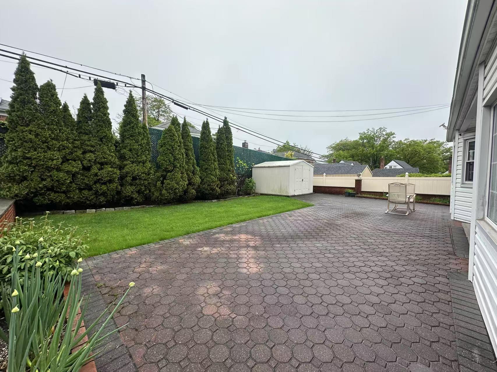 249-24 51 Avenue, Little Neck, New York image 14