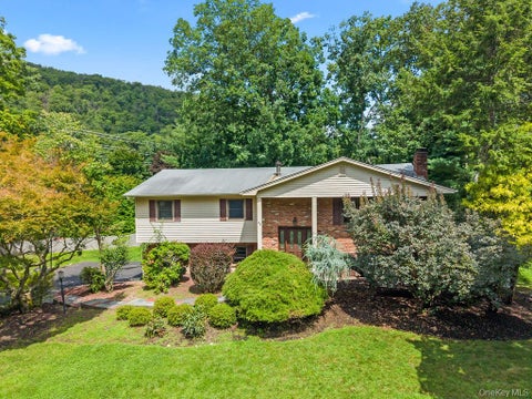 Homes For Rent - 44 Palisades Court<br/> Pomona, NY 10970