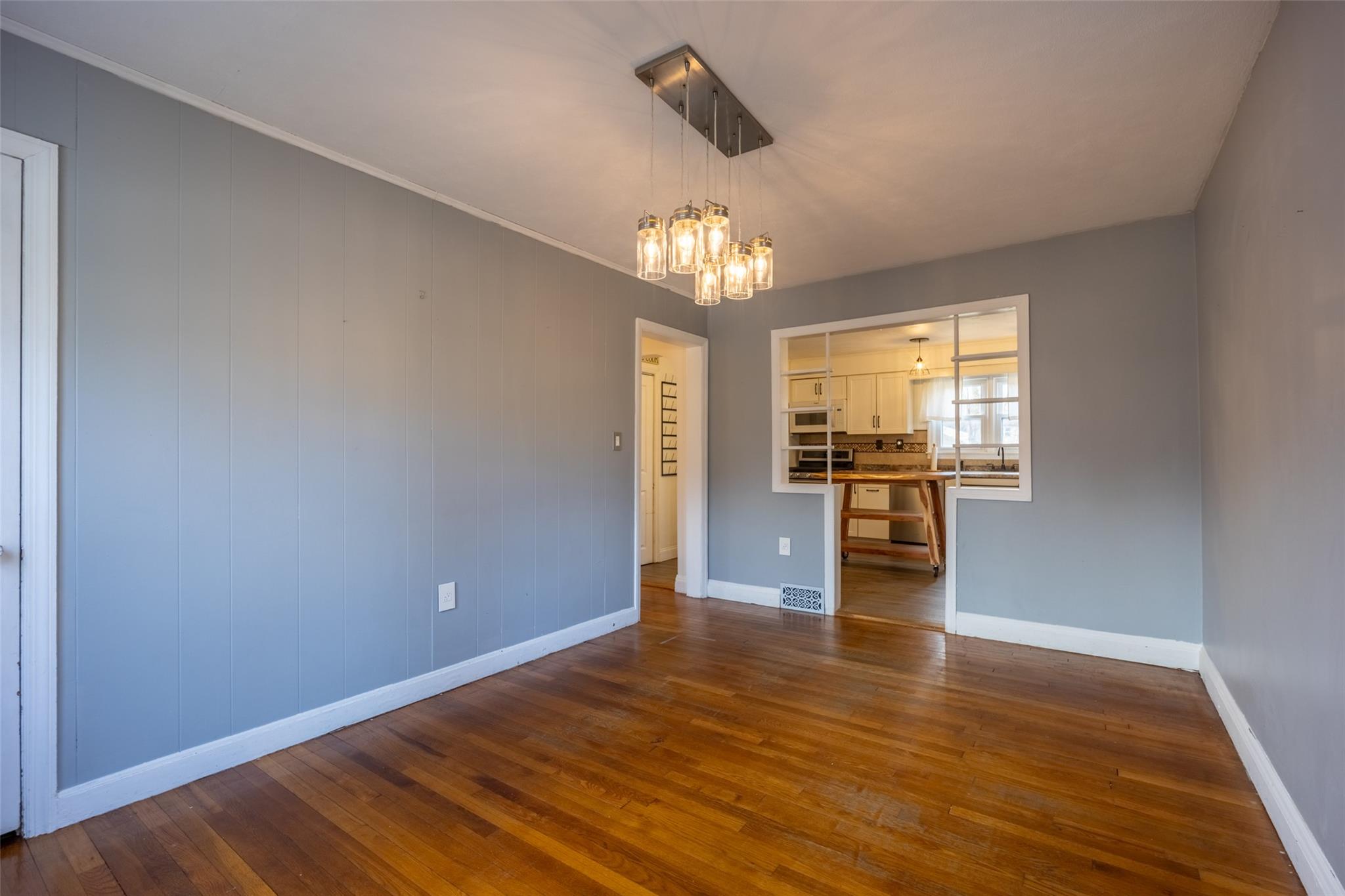 11 N Locust Avenue, New Windsor, New York image 17