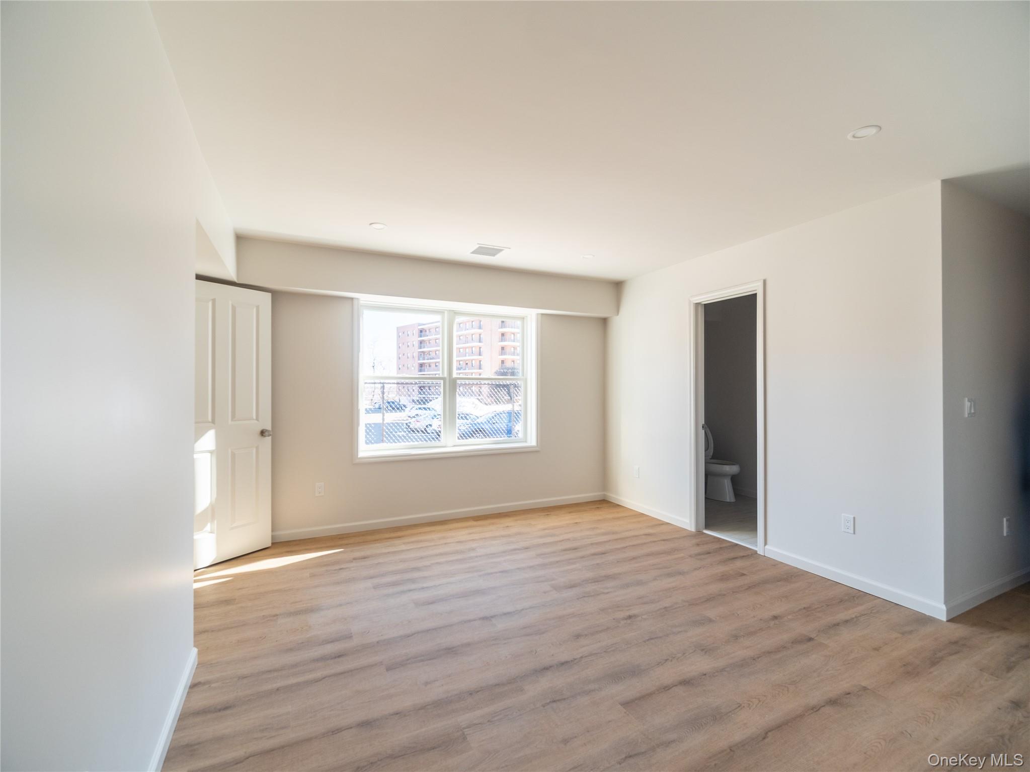 306   Unit B Regent Street B