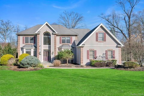 Homes For Sale - 25 Charnwood Drive<br/> Suffern, NY 10901