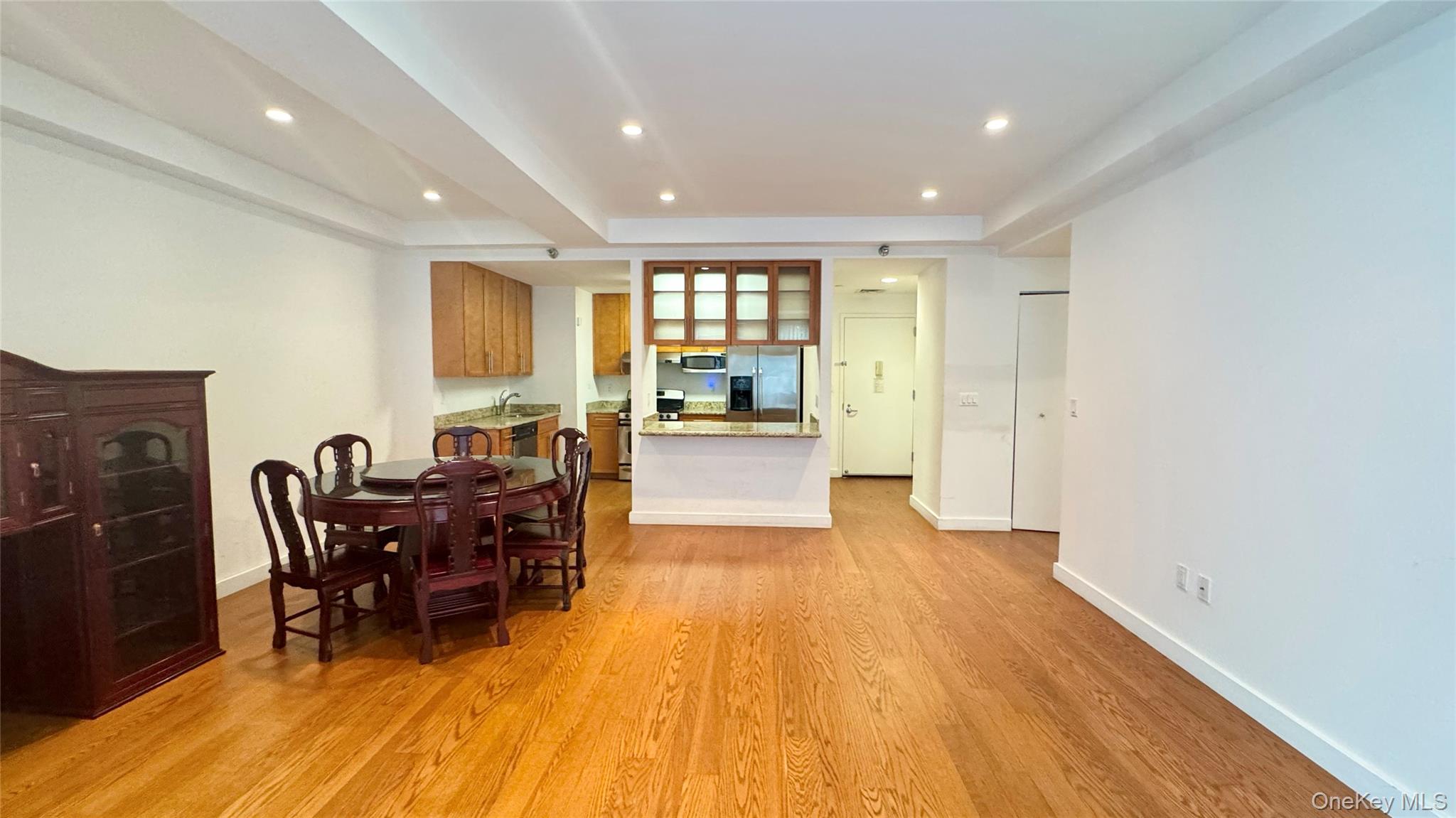 40-22 College point Boulevard 6H