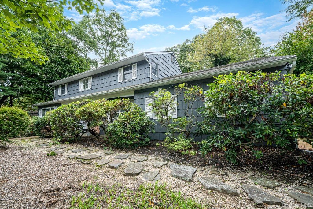 Photo of 2 Jefferson Court, East Setauket, NY 11733 (MLS # 1049104)