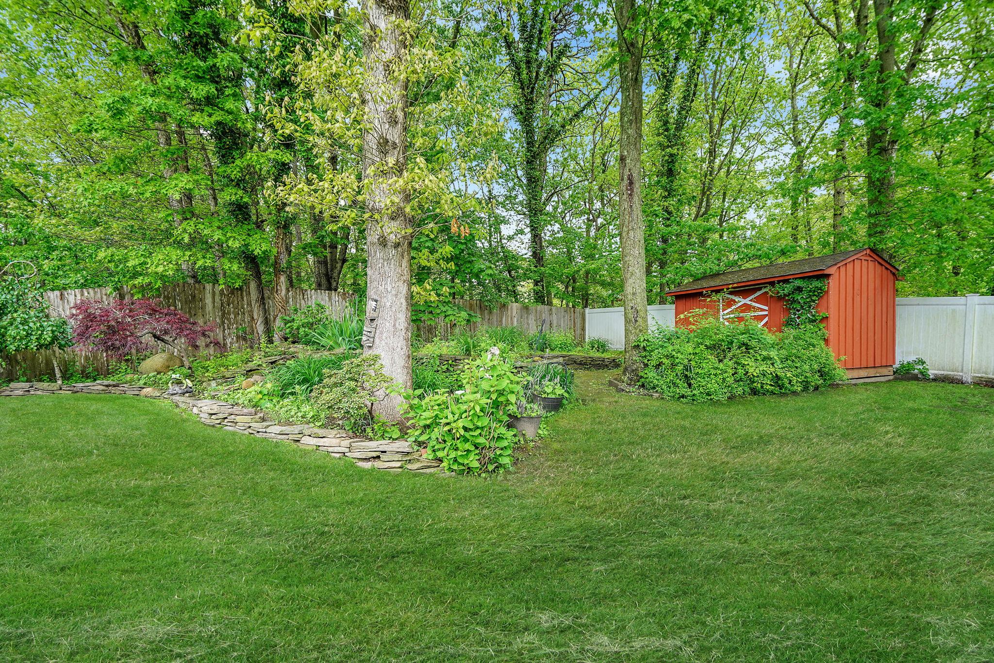 6 Rockhall Lane, Rocky Point, New York image 41