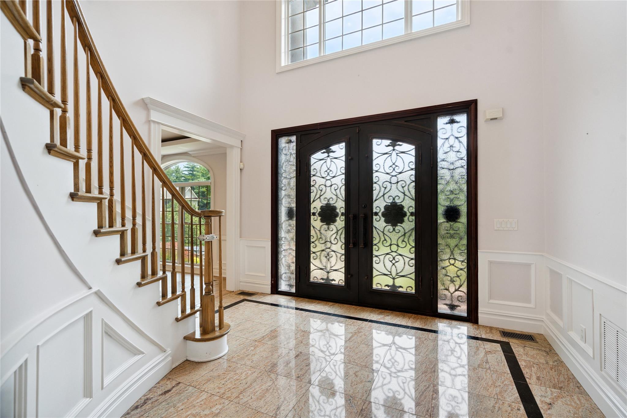 10 Roseanne Drive
