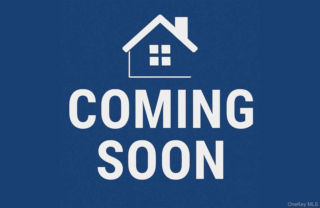 Photo of 9 Merriewold Lane S, Monroe, NY 10950 (MLS # 942361)