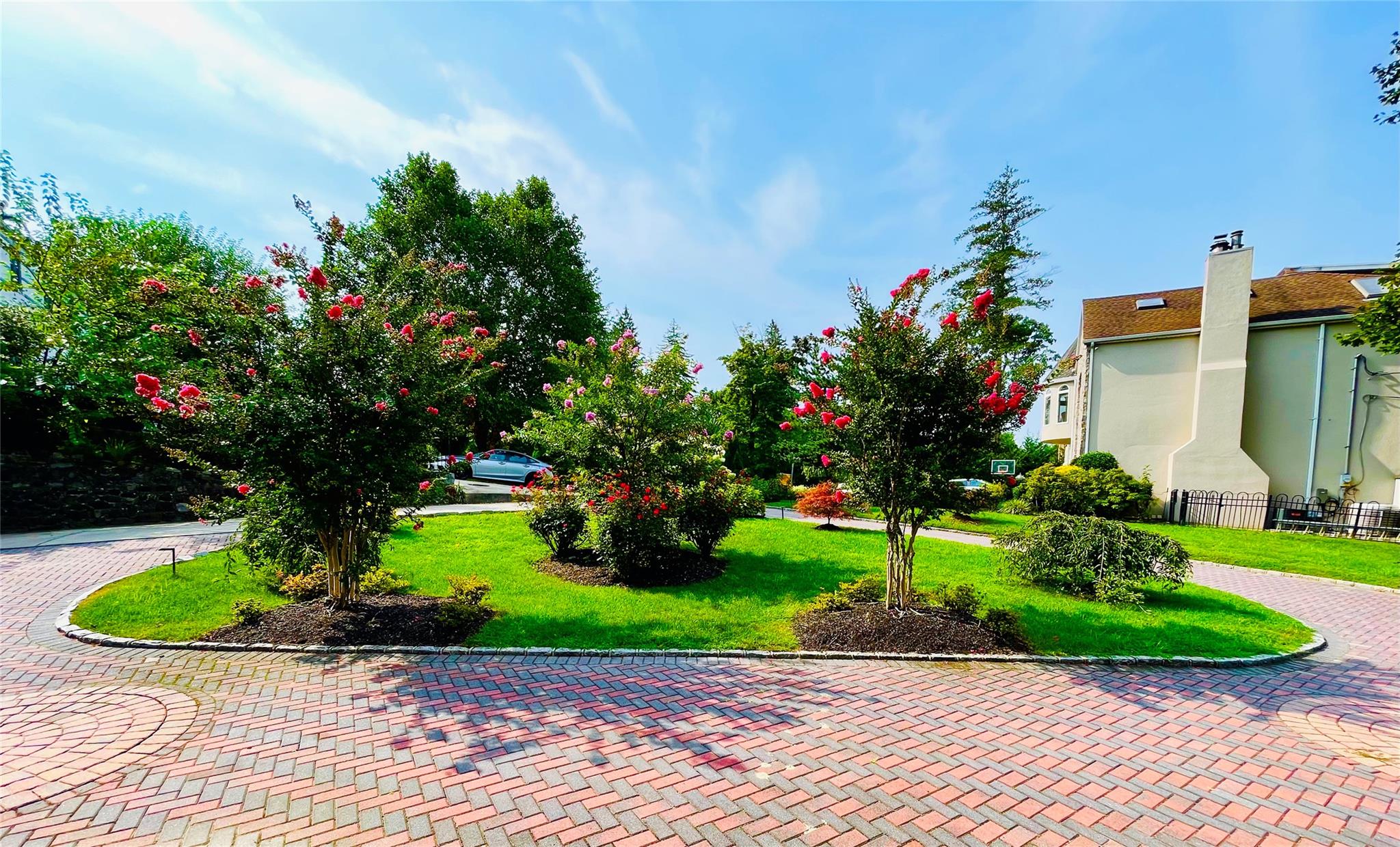 90 Old Pond Road