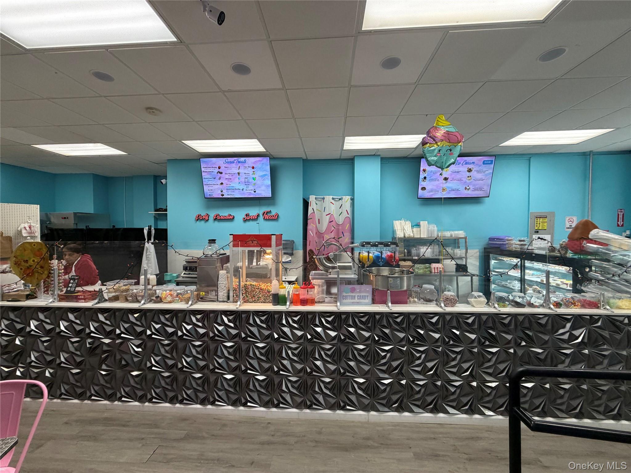 120-09 Jamaica Avenue