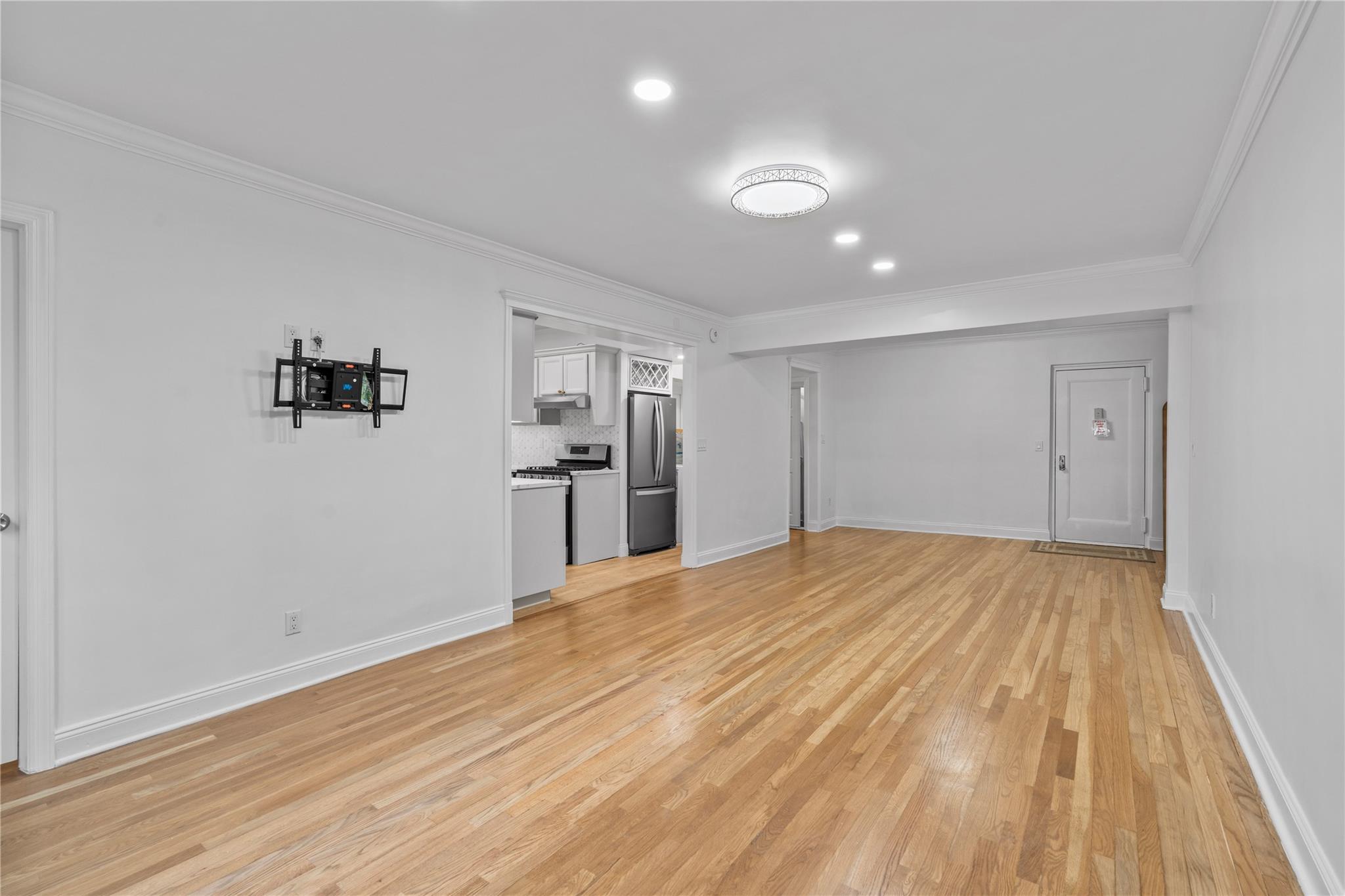 101 Old Mamaroneck Road #S2, White Plains, New York image 8