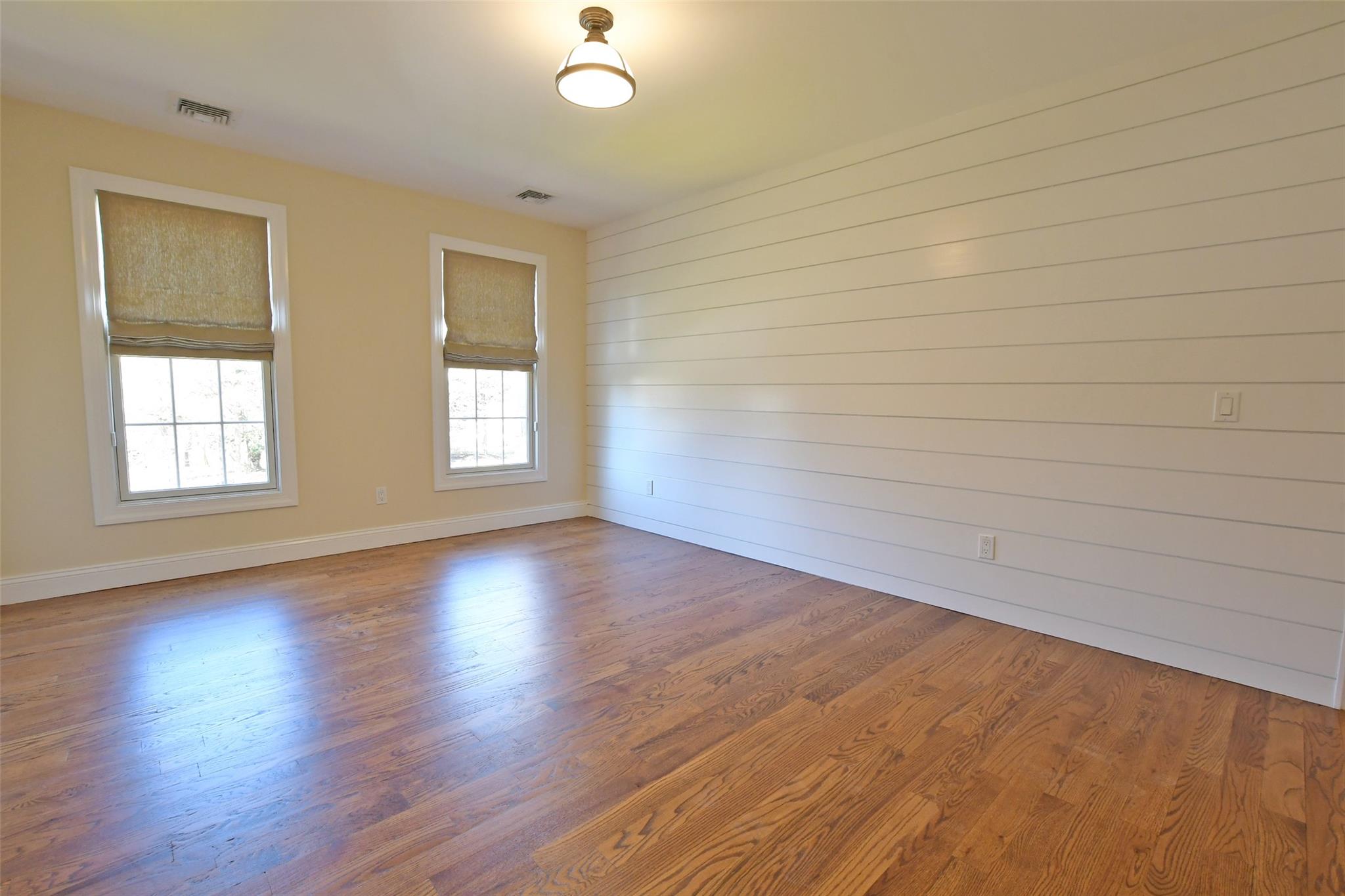 103 W Silver Beech Lane, Calverton, Florida image 31