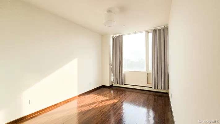 42-05 Parsons Boulevard 4A