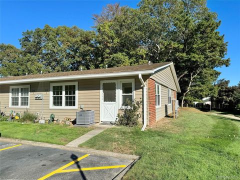 Photo of 258 Newcastle Court #A, Ridge, NY 11961 (MLS # 923080)