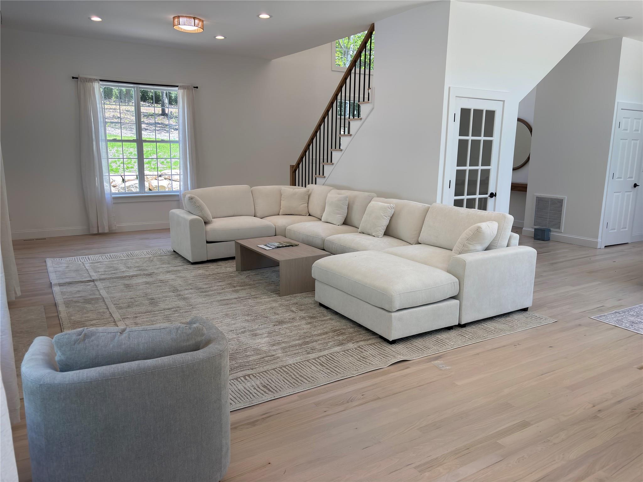 15 Deer Ridge Trail, Water Mill, New York image 10
