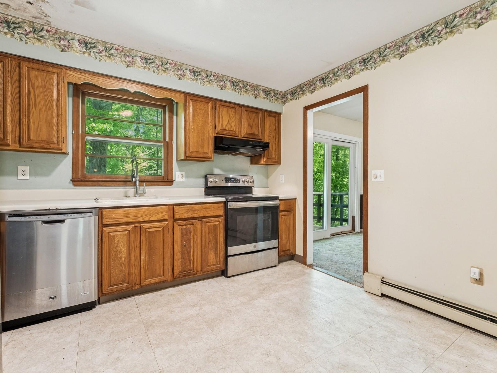 26 Woodland Circle, Hyde Park, New York image 9