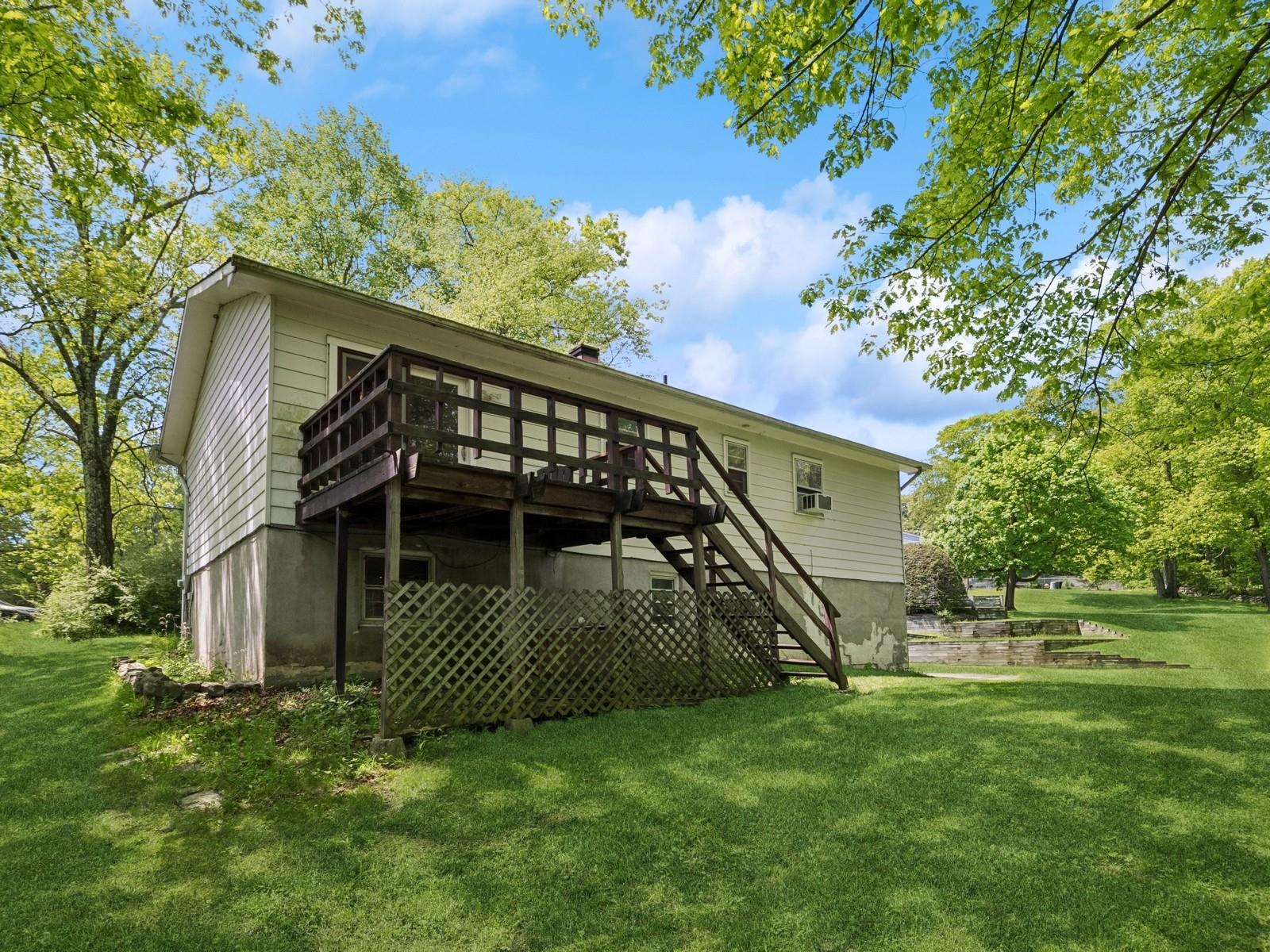 26 Woodland Circle, Hyde Park, New York image 32