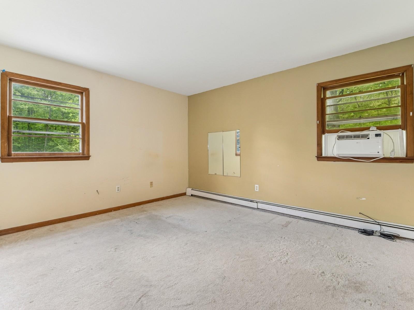 26 Woodland Circle, Hyde Park, New York image 15